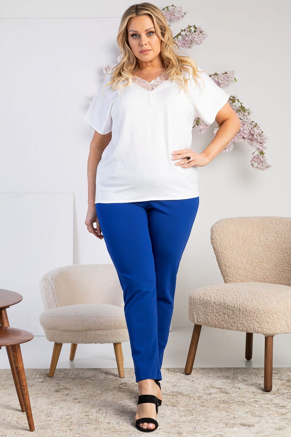 Plus size blouse model 169004 Karko