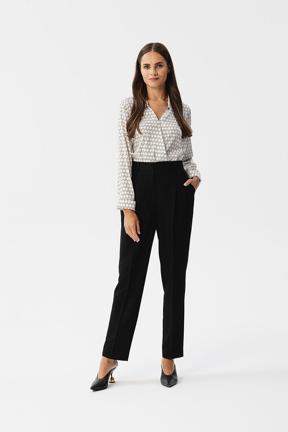 Women trousers model 185096 Stylove